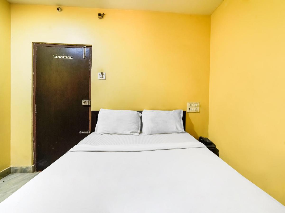 Oyo 84039 Tirumala Grand Rājahmundry 외부 사진