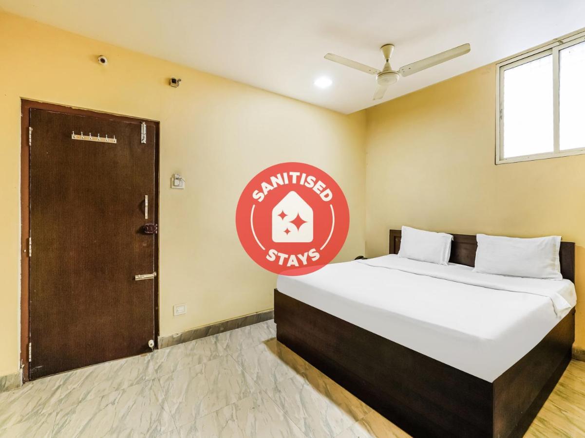 Oyo 84039 Tirumala Grand Rājahmundry 외부 사진